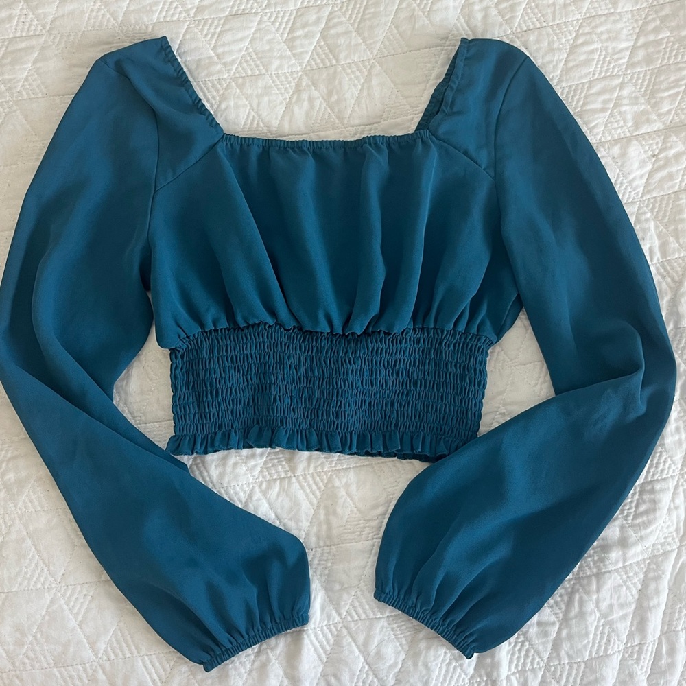 Size Small Fancy Blue/Greenish Long Sleeve